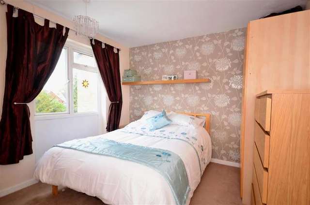  Image of 3 bedroom Terraced house for sale in Corsletts Avenue Broadbridge Heath Horsham RH12 at Broadbridge Heath West Sussex Broadbridge Heath, RH12 3LG
