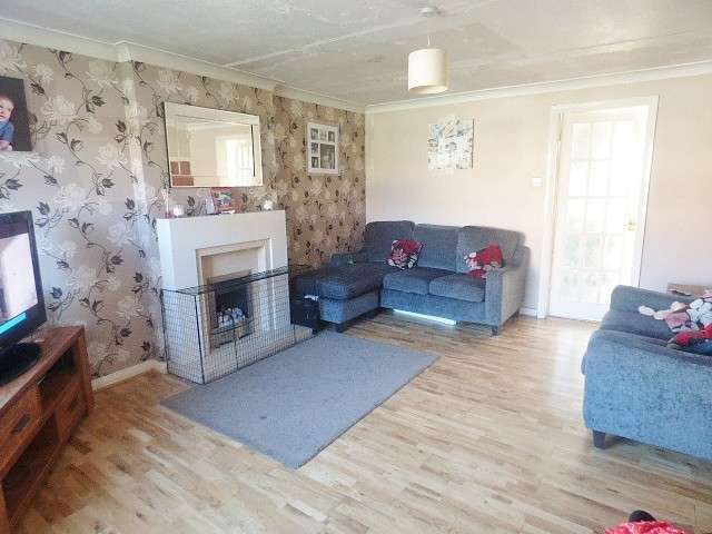  Image of 3 bedroom Detached house for sale in Corwen Close Callands Warrington WA5 at Callands  Warrington, WA5 9RH