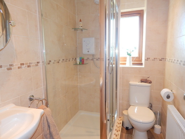  Image of 2 bedroom Terraced house to rent in Craigburn Crescent Houston Johnstone PA6 at Houston Renfrewshire Renfrewshire, PA6 7NE