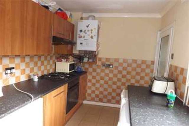  Image of 3 bedroom Detached house to rent in Cranbourne Avenue Lanesfield Wolverhampton WV4 at Wolverhampton, WV4 6RQ