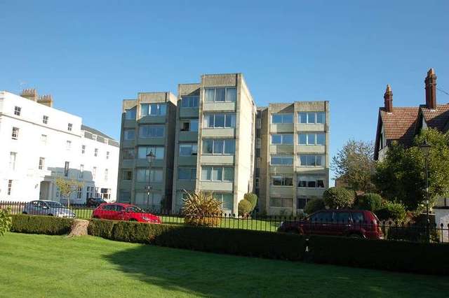  Image of 2 bedroom Flat for sale in Crescent Road Gosport PO12 at Crescent Road Alverstoke GOSPORT, PO12 2DJ