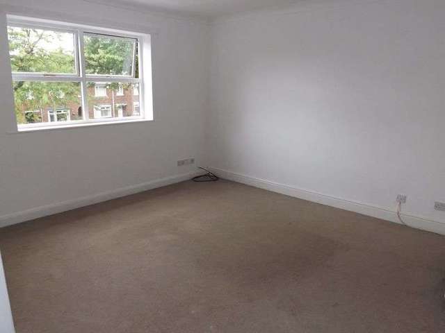  Image of 2 bedroom Flat to rent in Croft Road Eaglescliffe Stockton-on-Tees TS16 at Croft Road Eaglescliffe Eaglescliffe, TS16 0DX