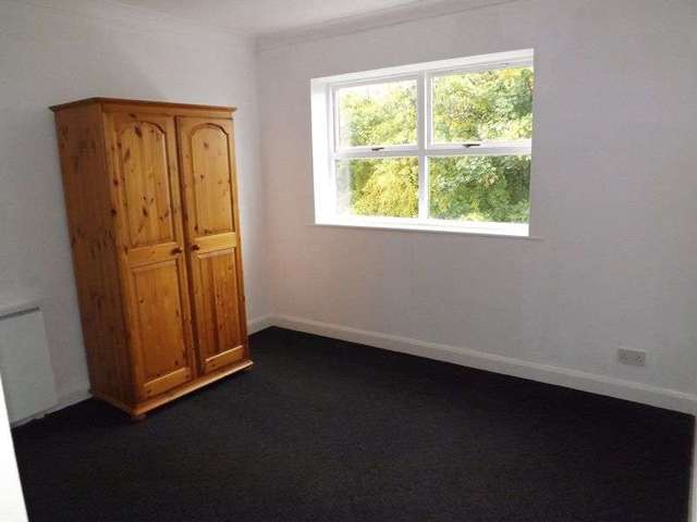  Image of 2 bedroom Flat to rent in Croft Road Eaglescliffe Stockton-on-Tees TS16 at Croft Road Eaglescliffe Eaglescliffe, TS16 0DX