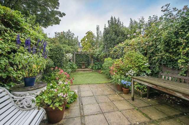  Image of 5 bedroom Terraced house for sale in Crondace Road London SW6 at Parsons Green Fulham Fulham, SW6 4BT