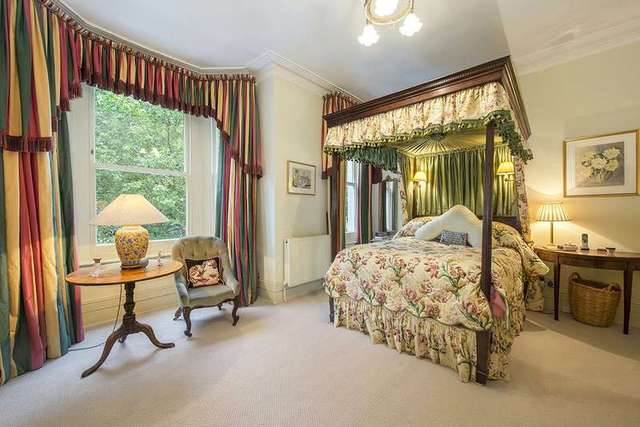  Image of 5 bedroom Terraced house for sale in Crondace Road London SW6 at Parsons Green Fulham Fulham, SW6 4BT