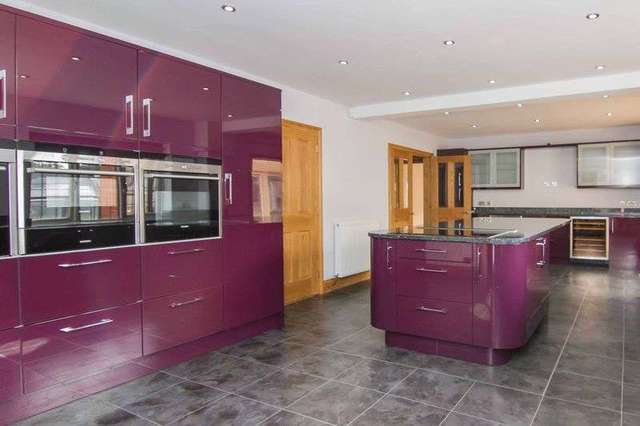  Image of 4 bedroom Detached house to rent in Cross Keys Cross Keys Hereford HR1 at Cross Keys Hereford, HR1 3NT