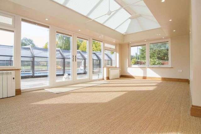  Image of 4 bedroom Detached house to rent in Cross Keys Cross Keys Hereford HR1 at Cross Keys Hereford, HR1 3NT