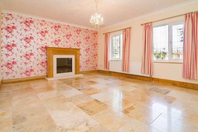  Image of 4 bedroom Detached house to rent in Cross Keys Cross Keys Hereford HR1 at Cross Keys Hereford, HR1 3NT