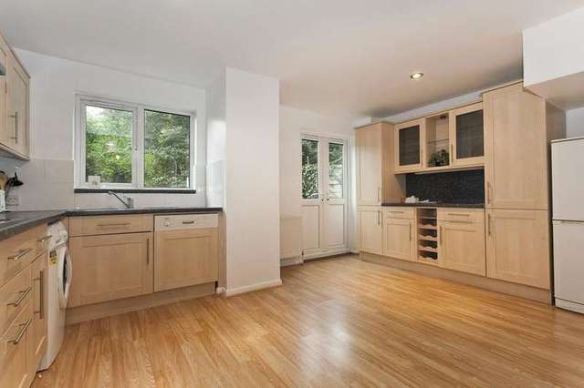  Image of 4 bedroom Terraced house for sale in Crowthorne Close London SW18 at Crowthorne Close  London, SW18 5RX