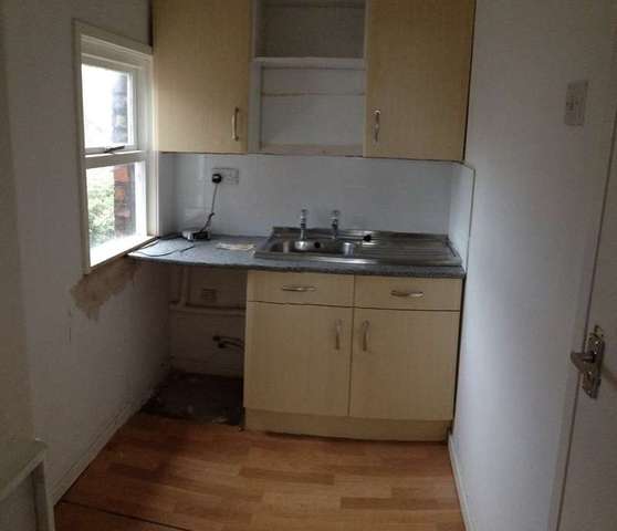  Image of 1 bedroom Flat to rent in Croxteth Grove Toxteth Liverpool L8 at Liverpool Merseyside, L8 0RX