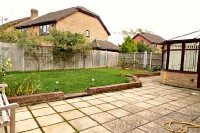  Image of 4 bedroom Detached house to rent in Cypress Gardens Totton Southampton SO40 at Southampton, SO40 8JN