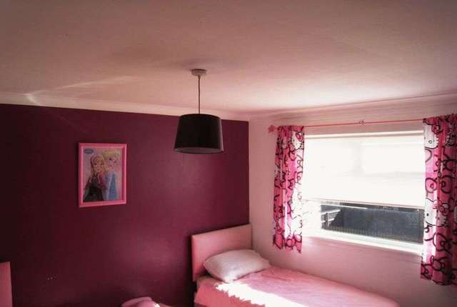  Image of 4 bedroom Property for sale in Dalveen Quadrant Coatbridge ML5 at Dalveen Quadrant Sikeside Coatbridge, ML5 4RN
