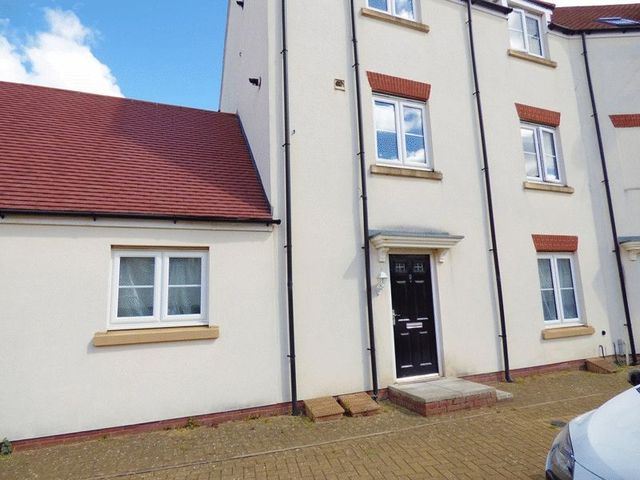  Image of 2 bedroom Flat to rent in Daunt Road Brockworth Gloucester GL3 at Daunt Road Brockworth Gloucester, GL3 4BW