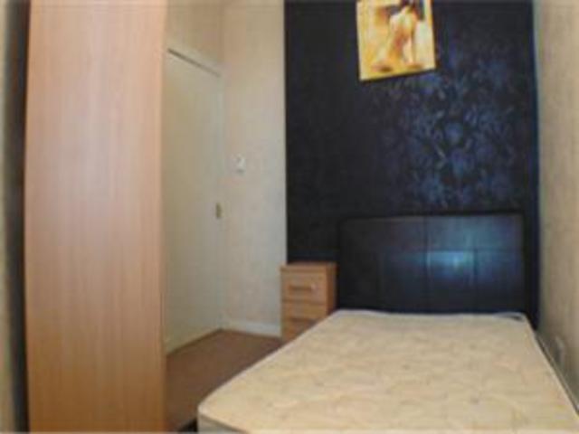  Image of 1 bedroom Flat to rent in Dickson Street Edinburgh EH6 at Leith Edinburgh Edinburgh, EH6 8RJ