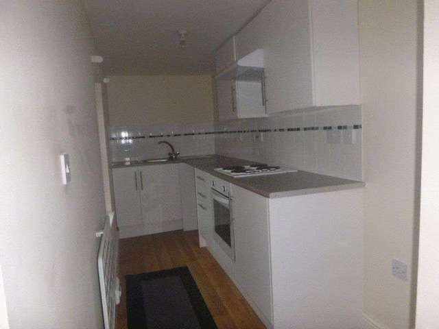  Image of 1 bedroom Flat to rent in Dudley Street Grimsby DN31 at Dudley Street  Grimsby, DN31 2AB