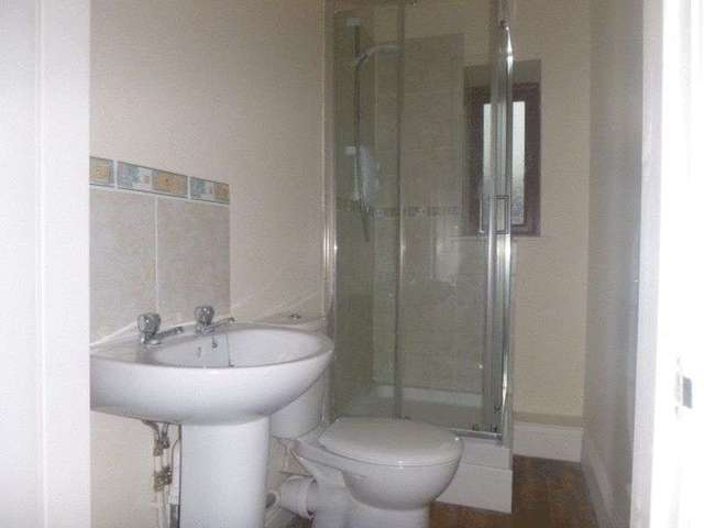  Image of 1 bedroom Flat to rent in Dudley Street Grimsby DN31 at Dudley Street  Grimsby, DN31 2AB