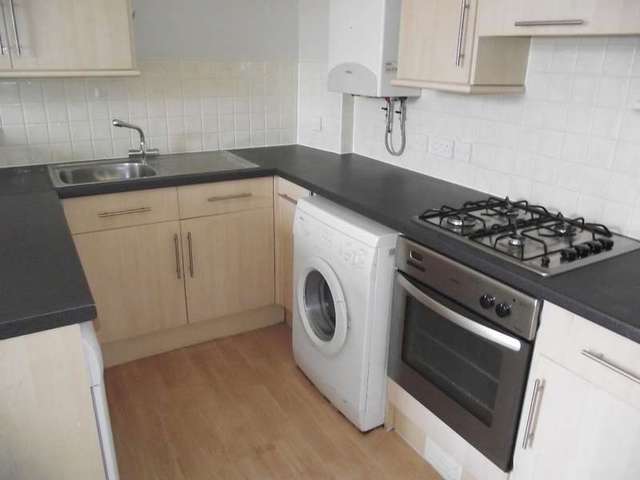  Image of 2 bedroom Detached house for sale in Twyford Road Eastleigh SO50 at Eastleigh, SO50 4BS