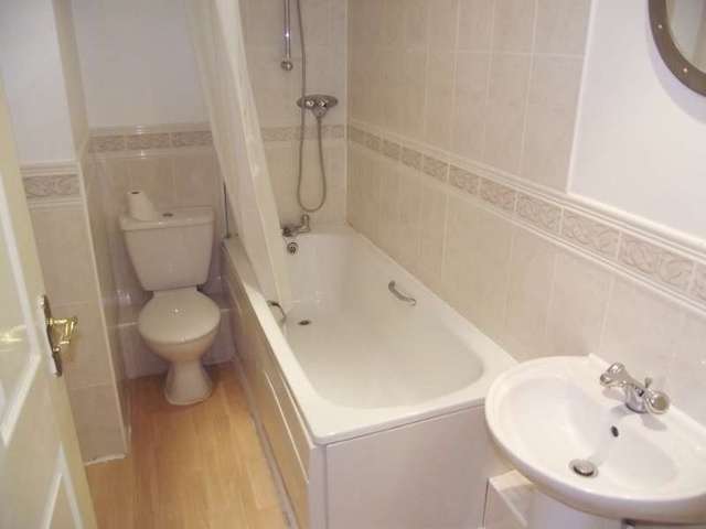 Image of 2 bedroom Detached house for sale in Twyford Road Eastleigh SO50 at Eastleigh, SO50 4BS