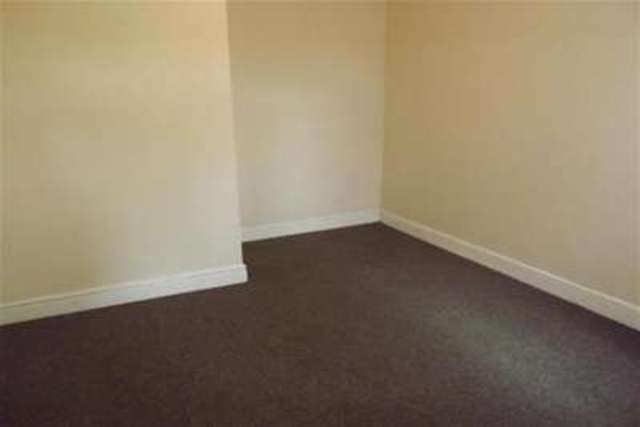  Image of 1 bedroom Flat to rent in Edith Terrace Nottingham NG7 at Nottingham, NG7 3BD