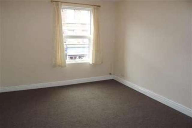  Image of 1 bedroom Flat to rent in Edith Terrace Nottingham NG7 at Nottingham, NG7 3BD