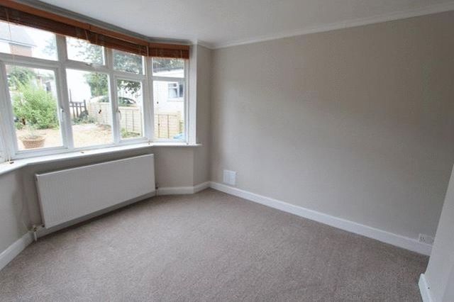  Image of 2 bedroom Maisonette for sale in Eldon Road Caterham CR3 at Eldon Road  Caterham, CR3 5JU