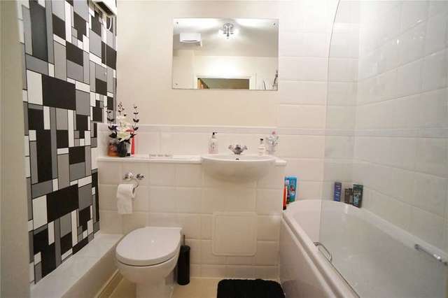  Image of 1 bedroom Flat for sale in Esparto Way South Darenth Dartford DA4 at South Darenth Dartford South Darenth, DA4 9LQ