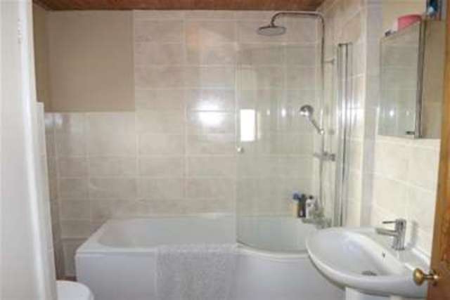  Image of 2 bedroom Property to rent in Exchange Road West Bridgford Nottingham NG2 at Nottingham, NG2 6DD