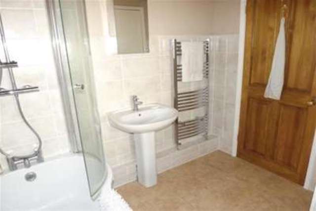  Image of 2 bedroom Property to rent in Exchange Road West Bridgford Nottingham NG2 at Nottingham, NG2 6DD