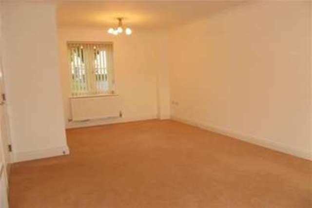  Image of 4 bedroom Detached house to rent in Falcon Road Walton Cardiff Tewkesbury GL20 at Tewkesbury, GL20 7TJ