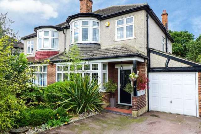  Image of 3 bedroom Semi-Detached house for sale in Faraday Avenue Sidcup DA14 at Faraday Avenue  Sidcup, DA14 4JB