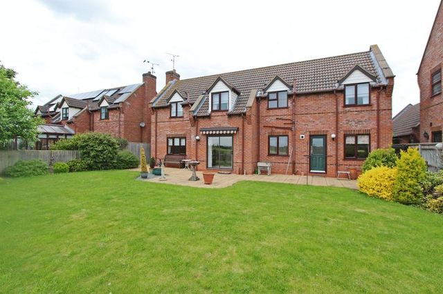  Image of 4 bedroom Detached house to rent in Farriers Way Carlby Stamford PE9 at Farriers Way Carlby Stamford, PE9 4NG