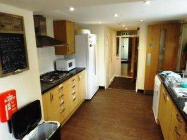  Image of 14 bedroom Terraced house for sale in Cavendish Road Felixstowe IP11 at Felixstowe Suffolk Felixstowe, IP11 2AX