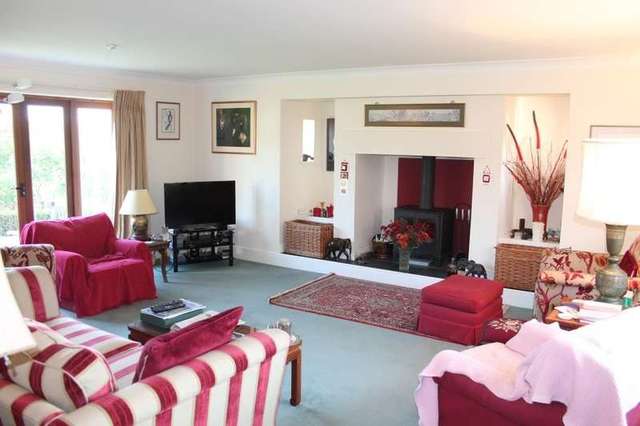  Image of 4 bedroom Detached house for sale in Fenny Bridges Fenny Bridges Honiton EX14 at Honiton Honiton Devon, EX14 3BL