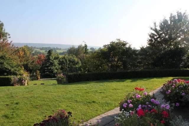  Image of 4 bedroom Detached house for sale in Fenny Bridges Fenny Bridges Honiton EX14 at Honiton Honiton Devon, EX14 3BL