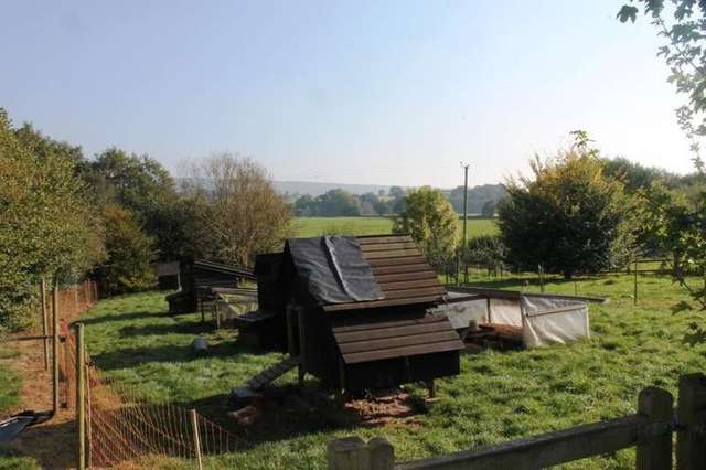  Image of 4 bedroom Detached house for sale in Fenny Bridges Fenny Bridges Honiton EX14 at Honiton Honiton Devon, EX14 3BL