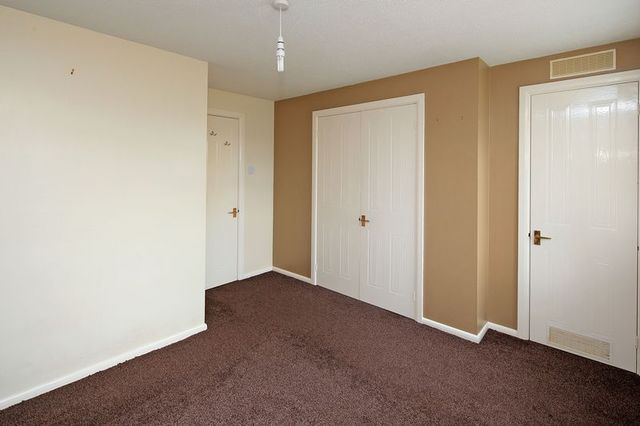  Image of 3 bedroom Semi-Detached house to rent in Fieldfare Way Telford TF4 at Fieldfare Way Aqueduct Telford, TF4 3TH