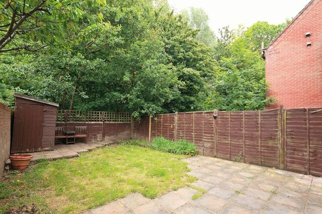  Image of 3 bedroom Semi-Detached house to rent in Fieldfare Way Telford TF4 at Fieldfare Way Aqueduct Telford, TF4 3TH