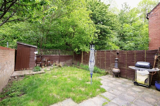  Image of 3 bedroom Semi-Detached house to rent in Fieldfare Way Telford TF4 at Fieldfare Way Aqueduct Telford, TF4 3TH