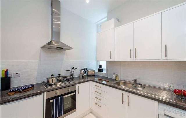 Image of 1 bedroom Flat to rent in Finchley Road London NW8 at Finchley Road St John`s Wood London, NW8 6EB