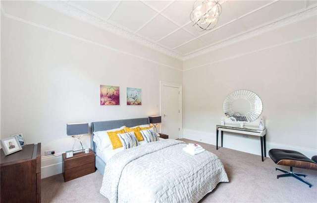  Image of 1 bedroom Flat to rent in Finchley Road London NW8 at Finchley Road St John`s Wood London, NW8 6EB