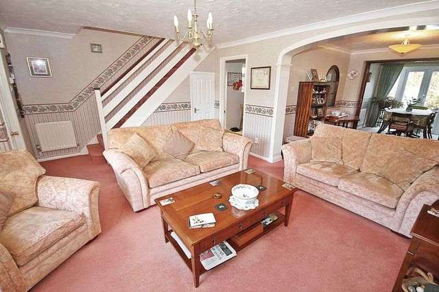  Image of 4 bedroom Detached house for sale in The Quantocks Flitwick Bedford MK45 at The Quantocks Flitwick Flitwick, MK45 1TG
