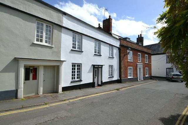  Image of 3 bedroom Cottage to rent in Follett Road Topsham Exeter EX3 at Topsham, EX3 0JP