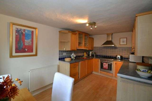  Image of 3 bedroom Cottage to rent in Follett Road Topsham Exeter EX3 at Topsham, EX3 0JP