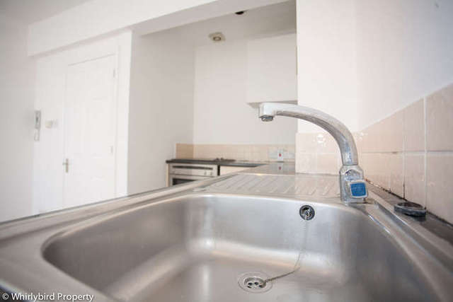  Image of 1 bedroom Apartment to rent in William Street Reading RG1 at Reading Berkshire Reading, RG1 7DE