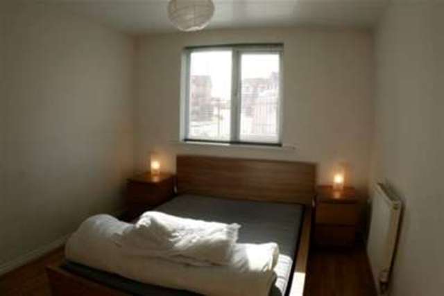  Image of 2 bedroom Flat to rent in Gladstone Street Warrington WA2 at Warrington, WA2 7LG