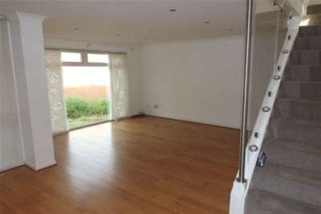  Image of 3 bedroom Terraced house to rent in Glen Eagles East Kilbride Glasgow G74 at Glasgow, G74 2JN