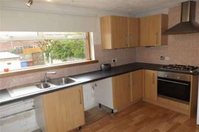  Image of 3 bedroom Terraced house to rent in Glen Eagles East Kilbride Glasgow G74 at Glasgow, G74 2JN
