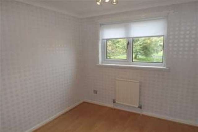  Image of 3 bedroom Terraced house to rent in Glen Eagles East Kilbride Glasgow G74 at Glasgow, G74 2JN