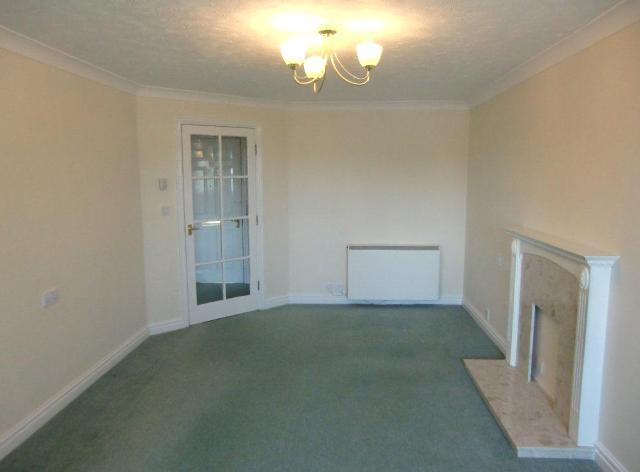  Image of 1 bedroom Apartment to rent in Velindre Road Whitchurch Cardiff CF14 at Glendower Court Phase 2 Velindre Road Cardiff, CF14 2TZ