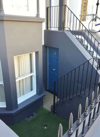  Image of 4 bedroom Terraced house to rent in Glyn Road London E5 at Glyn Road  London, E5 0JP
